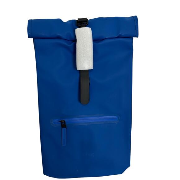 Rains Rolltop Rucksack W3 Unisex Backpack Side Access Laptop Pocket NEW - Picture 2 of 11